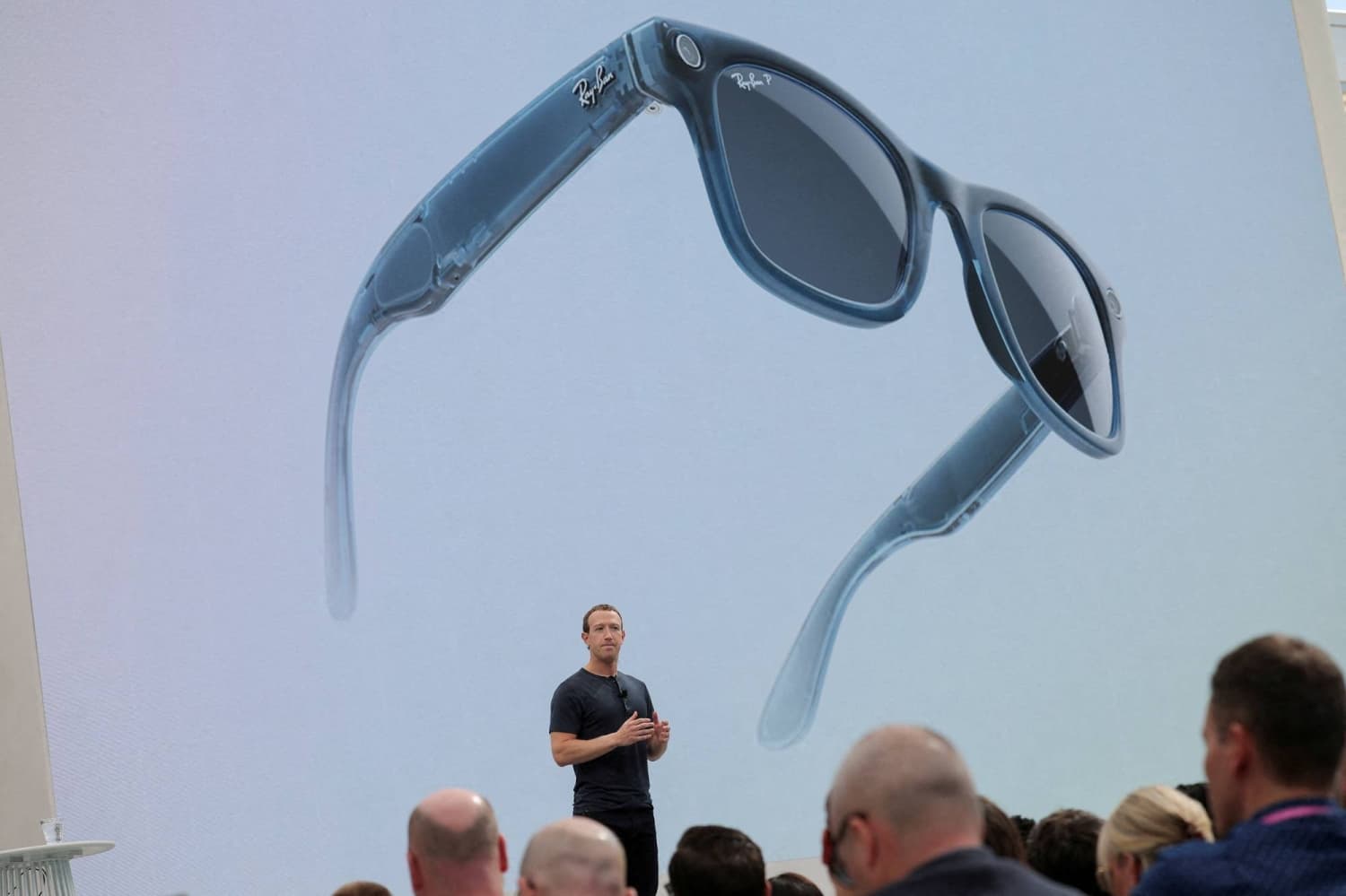 Privacy Concerns Hinder Adoption of AI-Powered Wearable Technology