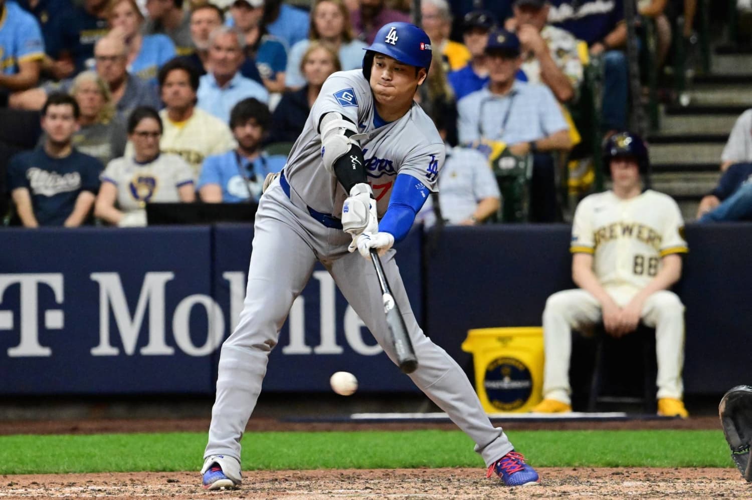 Dodgers Continue to Rely on Struggling Shohei Ohtani in Postseason