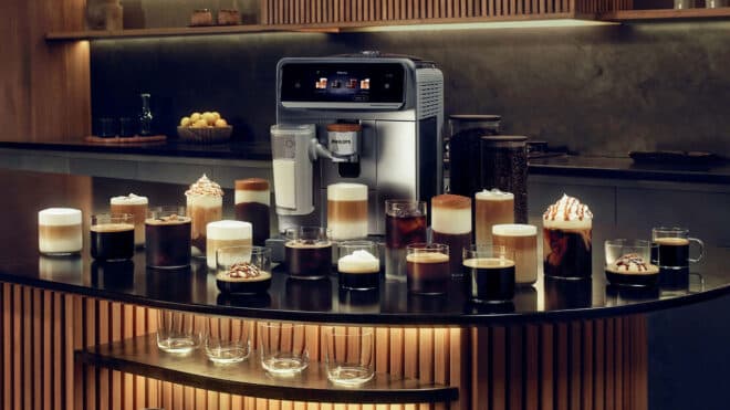 Türkiye'de satışa çıkan yapay zeka destekli kahve makinesi: Philips Cafe Aromis