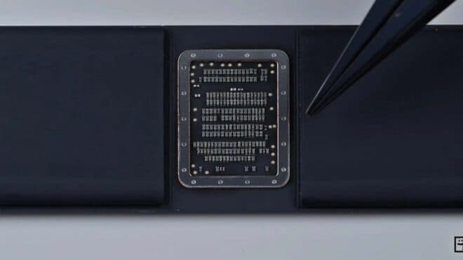 YouTuber, MacBook Neo’yu 1 TB depolama ile güncelledi [Video]