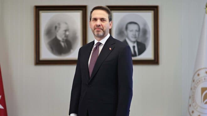 Enerji ve Tabii Kaynaklar Bakanı: "Elektrik faturalarının yüzde 55'i, doğalgaz faturalarının ise yüzde 45'i devlet tarafından karşılanıyor.