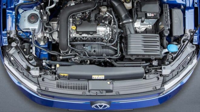 Volkswagen, "1.0 litrelik 3 silindirli motoru rafa kaldırdı" iddiasını yalanladı