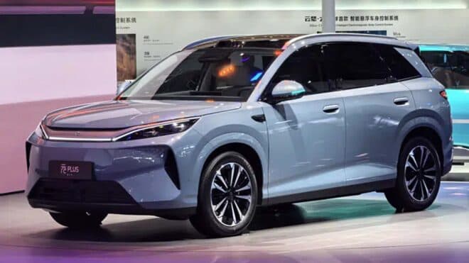 Yeni BYD Atto 3 ve Seal 08 görücüye çıkarıldı