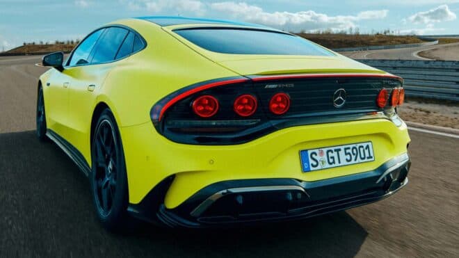 1.153 beygir gücündeki elektrikli Mercedes-AMG GT 4-Door Coupé tanıtıldı