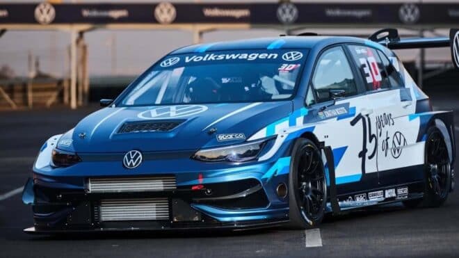 Volkswagen, 1.000 beygirlik özel Golf modelini tanıttı