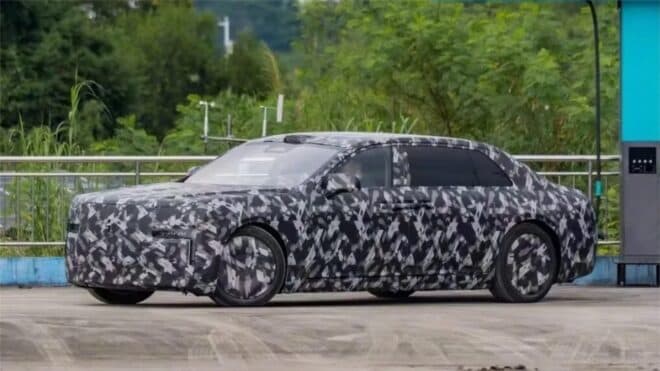 BYD, lüks otomobil pazarına yeni bir amiral gemisi sunuyor