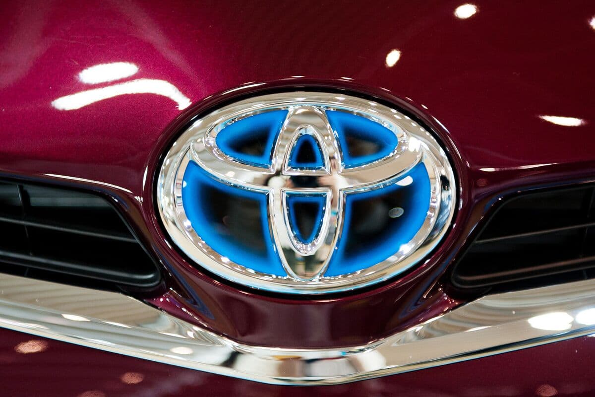 Mitsubishi UFJ Financial Group Becomes Japan's Most Valuable Company