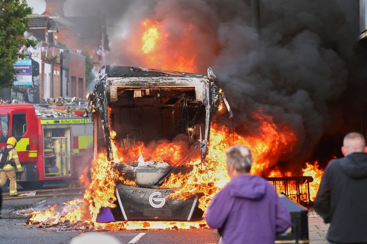 Leaders Urge Restraint Amid Rising Violence Following Belfast Knife Attack