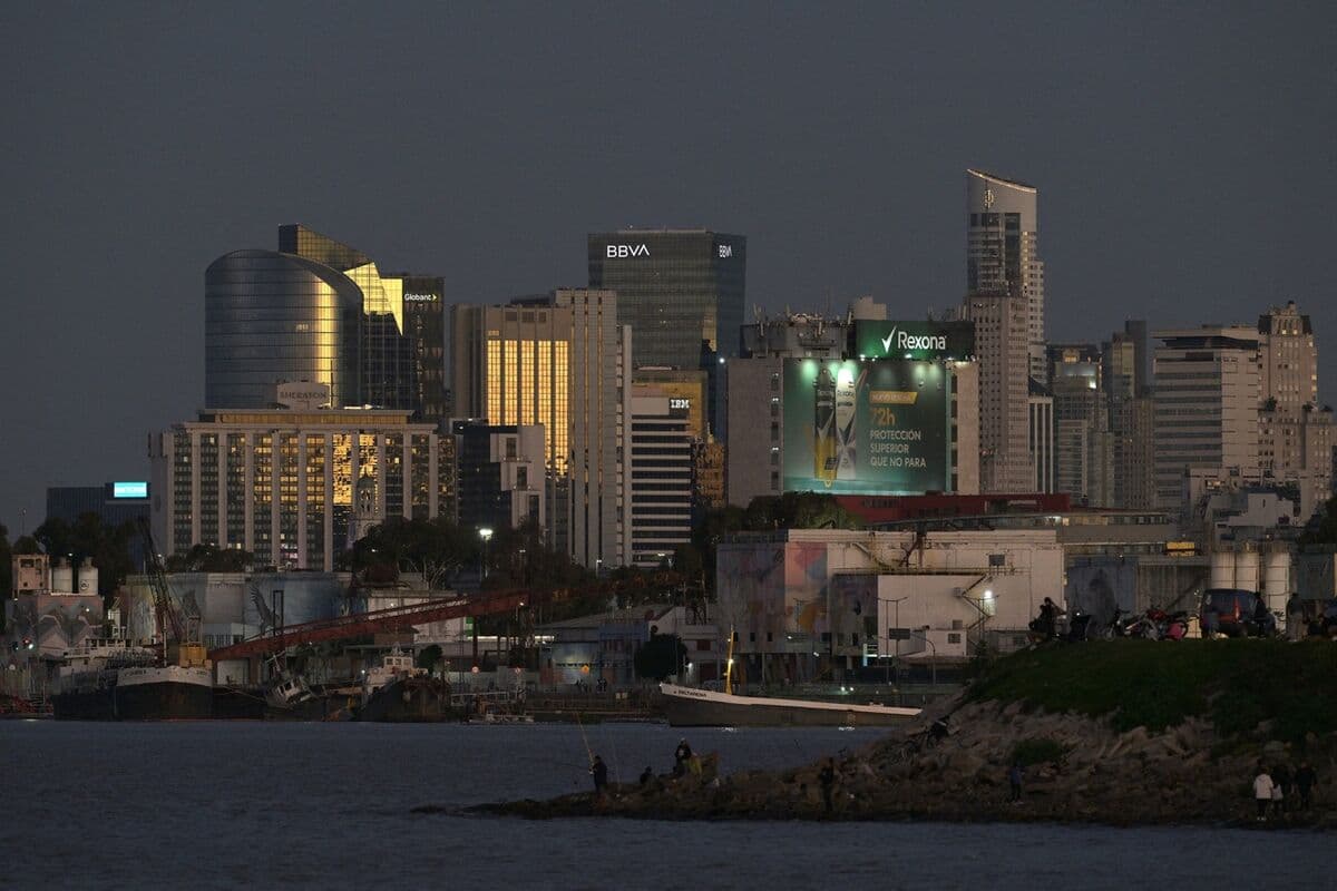 Argentina Receives World Bank Approval for $2 Billion Loan Guarantee