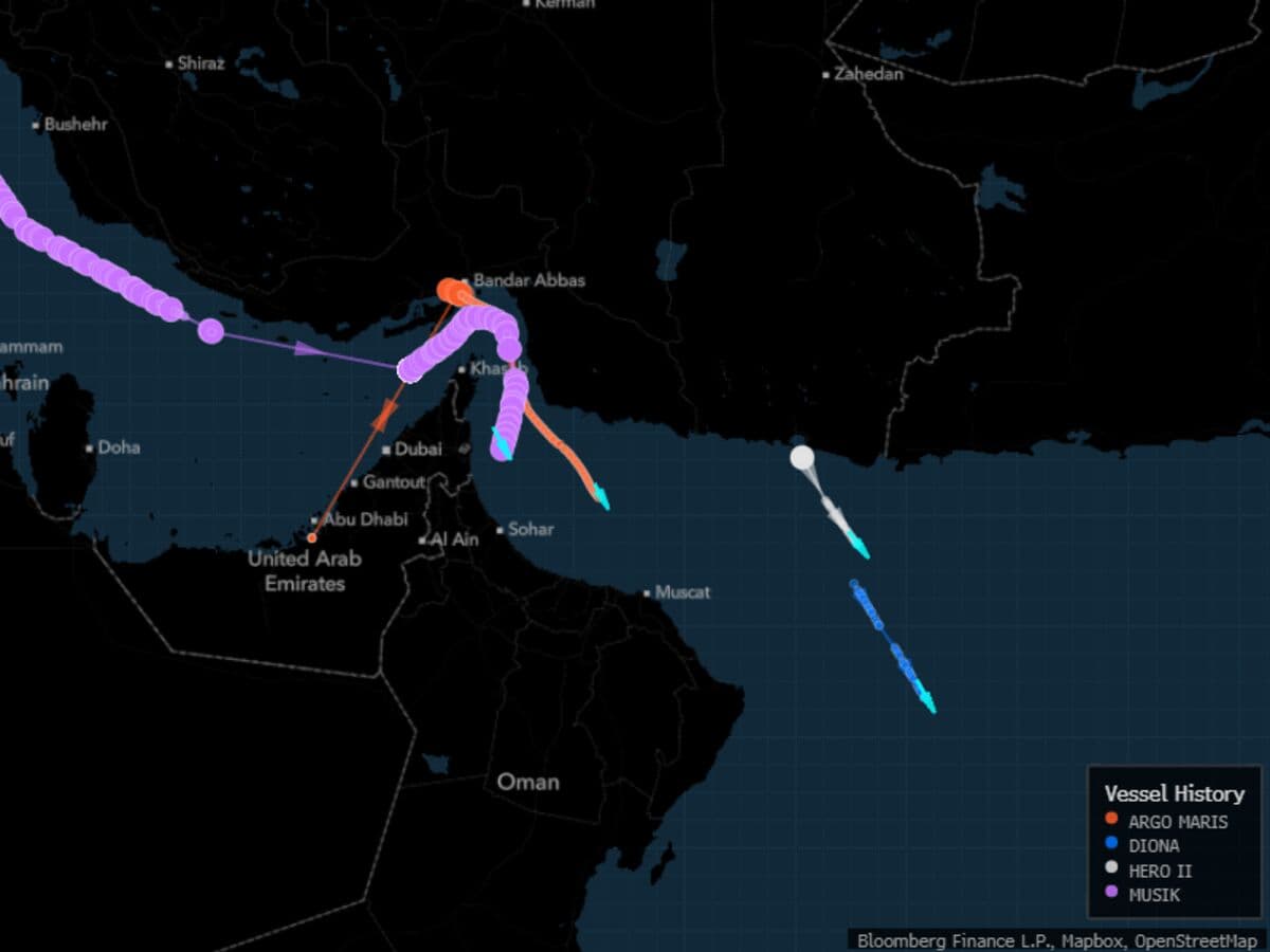 Iran Adjusts Oil Tanker Positions Ahead of Upcoming US Deal Signing