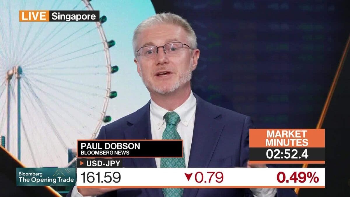 Japanese Long-Term Bonds Experience Significant Rally