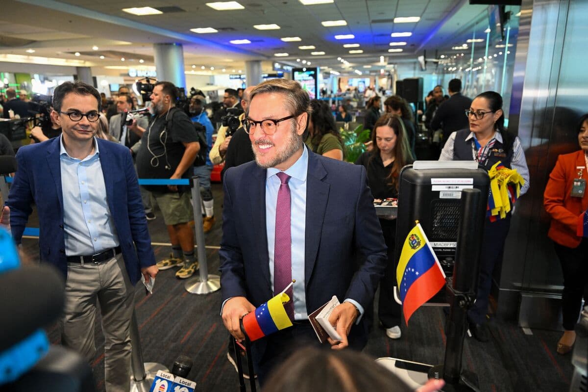Venezuela Appoints US Ambassador as Head of Foreign Policy and Trade