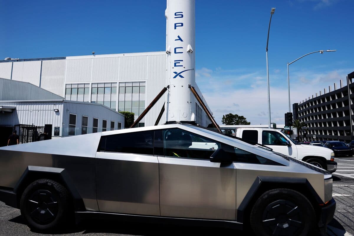 Tesla Shareholders Anticipate SpaceX Merger Amid Musk's Strategic Moves