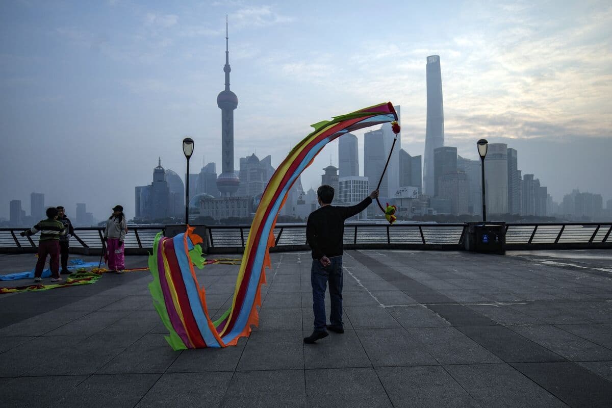 China Aims to Balance Growth and Regulation in Online Platform Policies