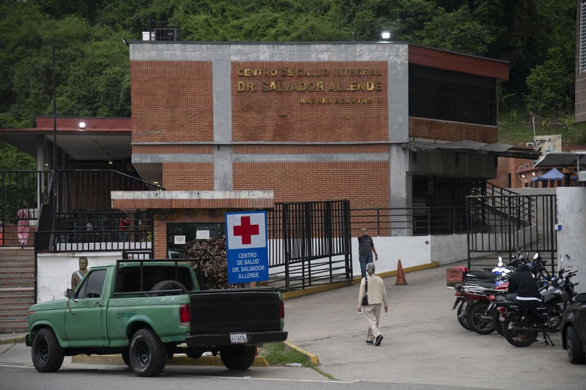 Venezuela Faces Healthcare Crisis Following Departure of Cuban Medical Staff