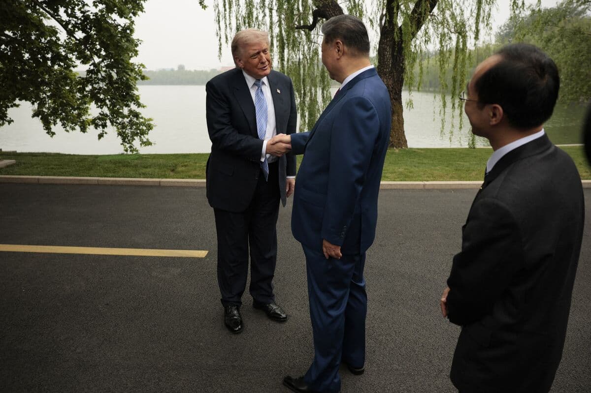 Trump and Xi Continue Talks in Beijing's Leadership Compound