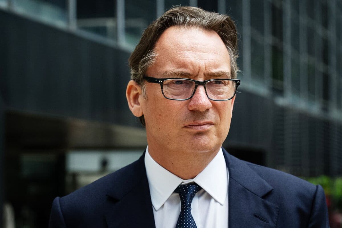Segantii Founder Simon Sadler Discusses Increasing Stress Before Esprit Trades
