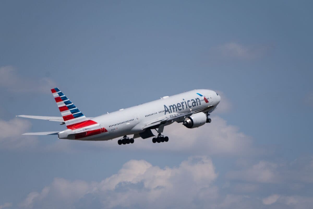 American Airlines to Install SpaceX Starlink Wi-Fi on 500 Jets Starting in 2027