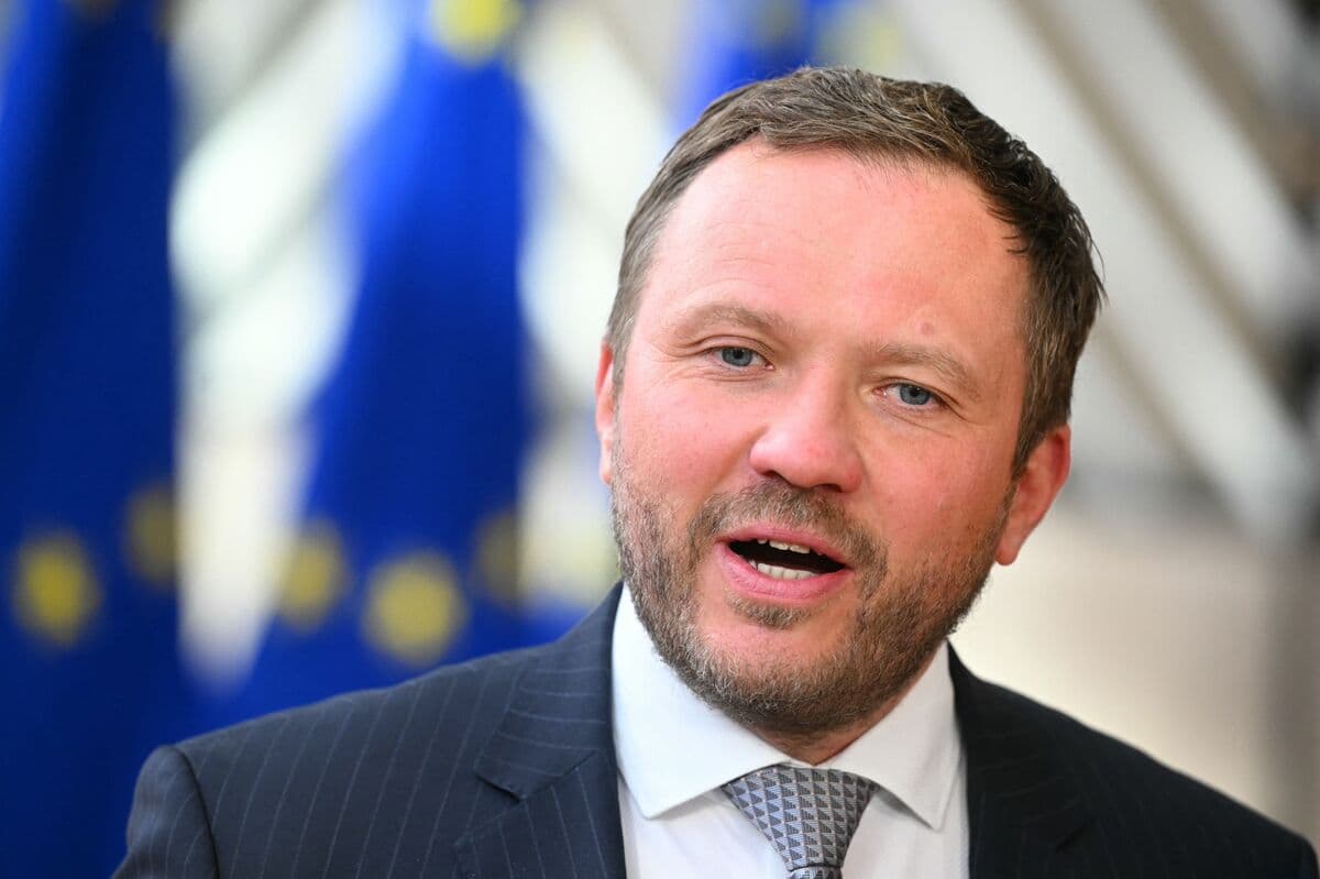 Estonia Cautions European Allies Against Engaging in Talks with Russia