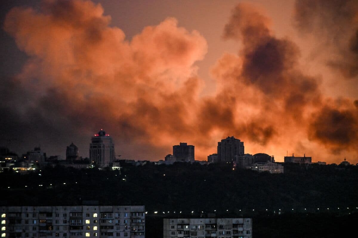 Russia Intensifies Missile Strikes on Kyiv to Shift War Dynamics