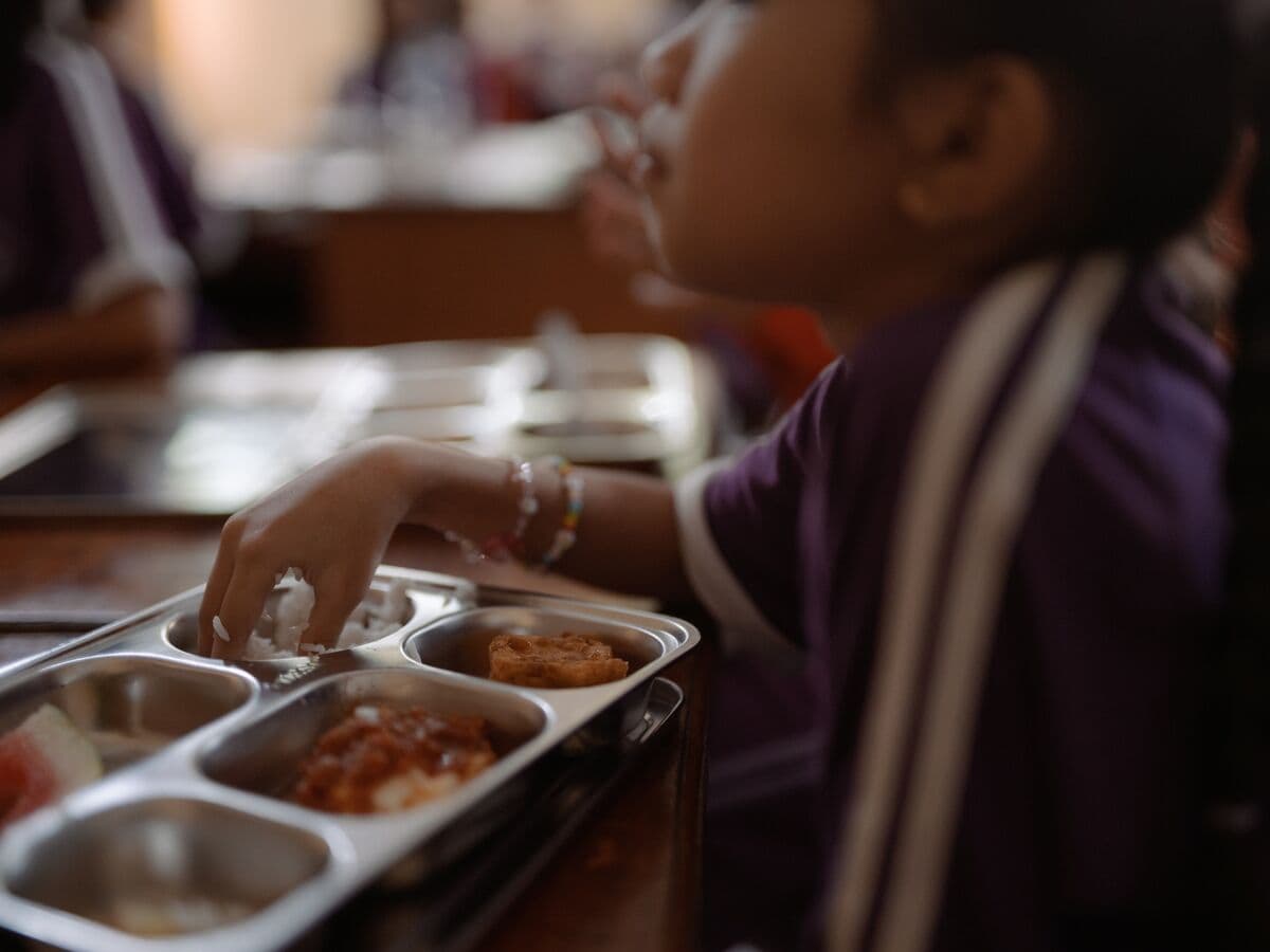 Indonesia Anti-Corruption Group Calls for Suspension of Free Meal Program