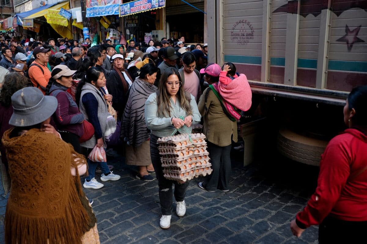 Bolivia's Road Blockades Begin to Diminish After 46 Days of Protests