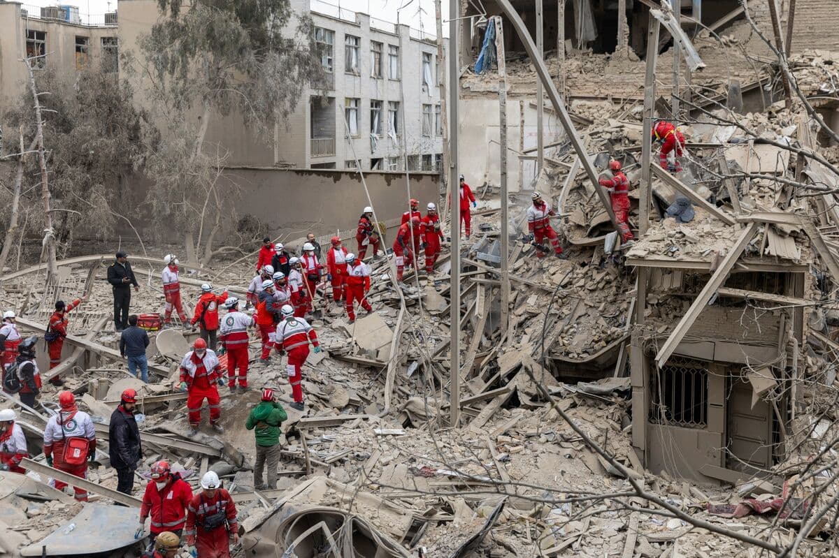 Oil Rises as Iran Keeps Up Attacks on Energy Infrastructure