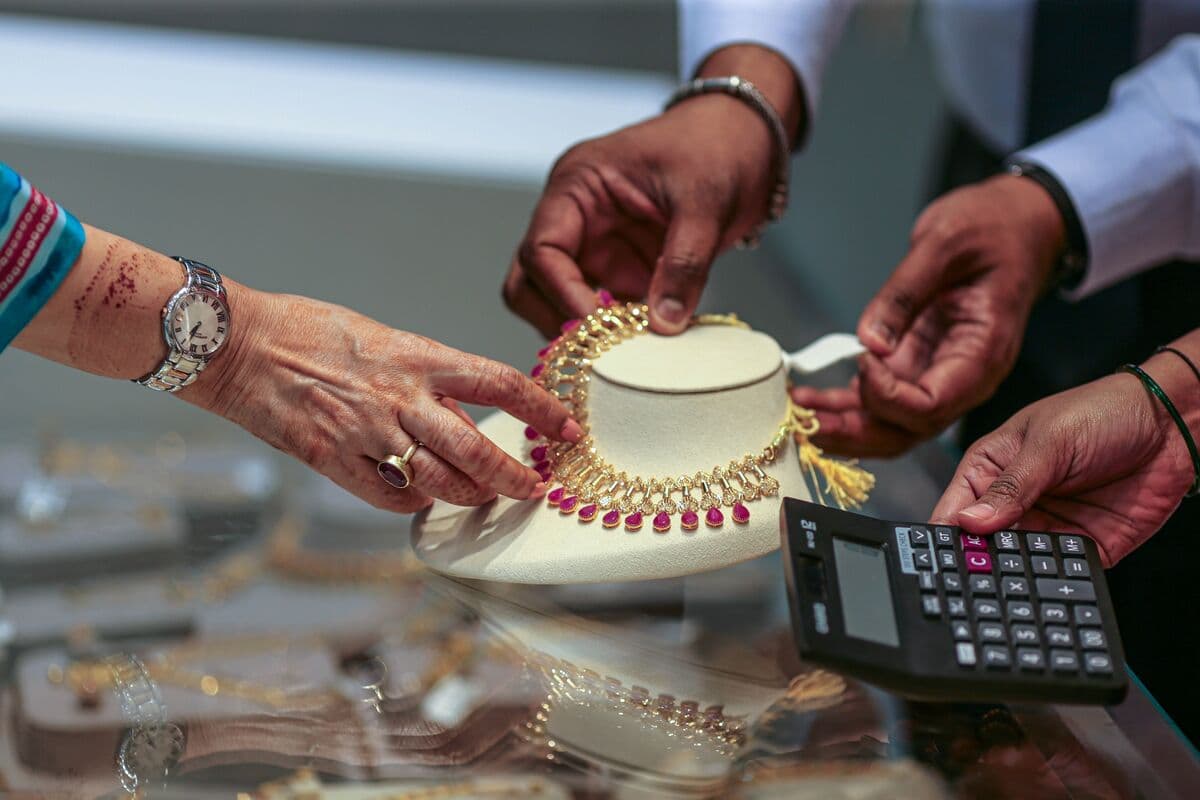 India's Gold Imports Decline Amid New Trade Restrictions