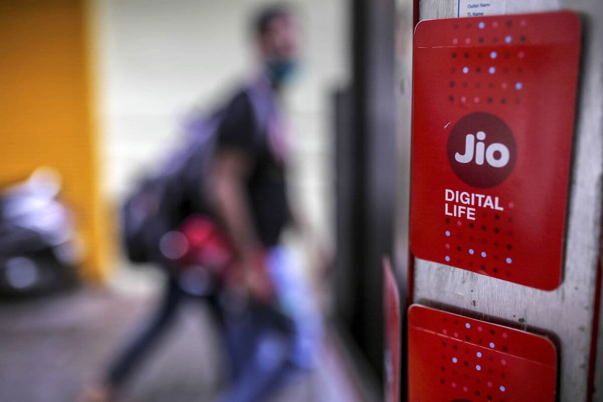 India Tweaks IPO Rule, Paving Way for Ambani Digital Arm Listing