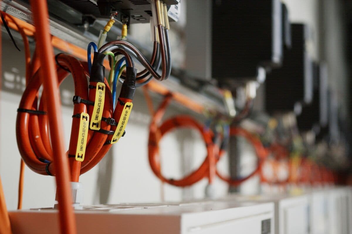 Elk Grove Village Seeks $850 Million in Junk Bond Sale for CoreWeave Data Center