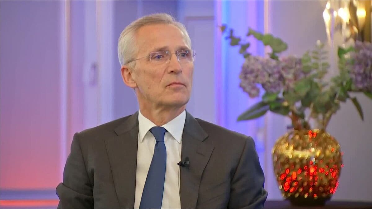 Stoltenberg Advocates for Norway to Invest in Big Tech Stocks