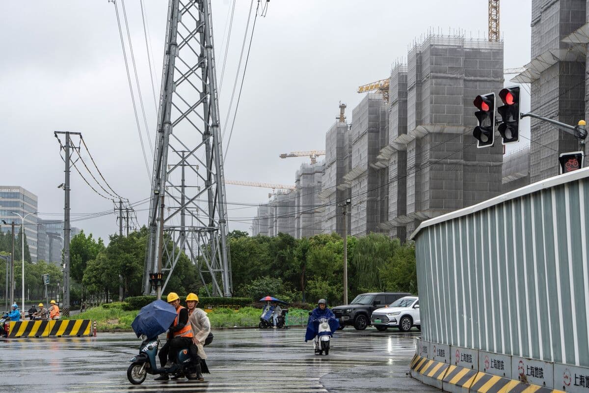 China's Electricity Demand Reaches Record High Amid Rising EV Usage
