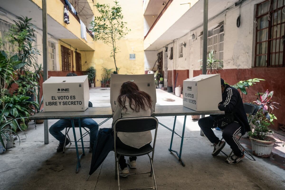 Mexico Approves Election Law Raising Concerns Among Democracy Advocates
