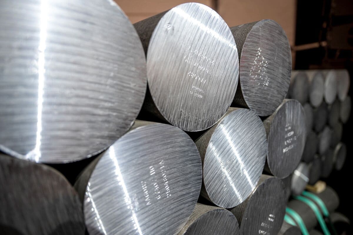 Aluminum Prices Decline Further Amid Weak Economic Data from China