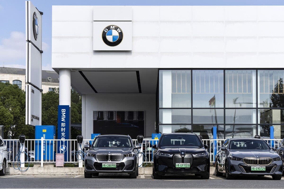 BMW Reports Decline in Car Sales Amid 30% Drop in Chinese Market