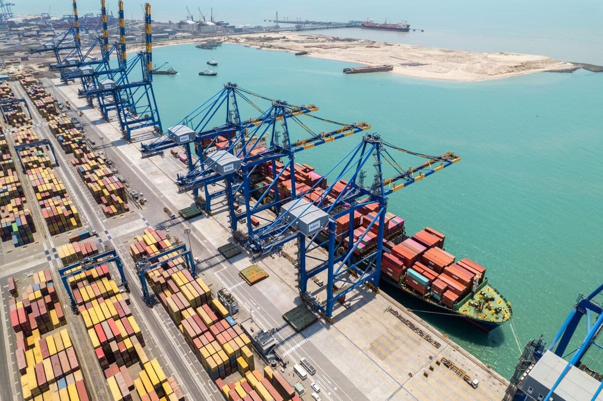 India's Trade Deficit Narrows Amid Improved Outlook from US-Iran Deal