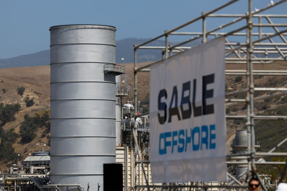 JPMorgan Negotiates 15% Yield Debt for Trump-Supported Oil Driller