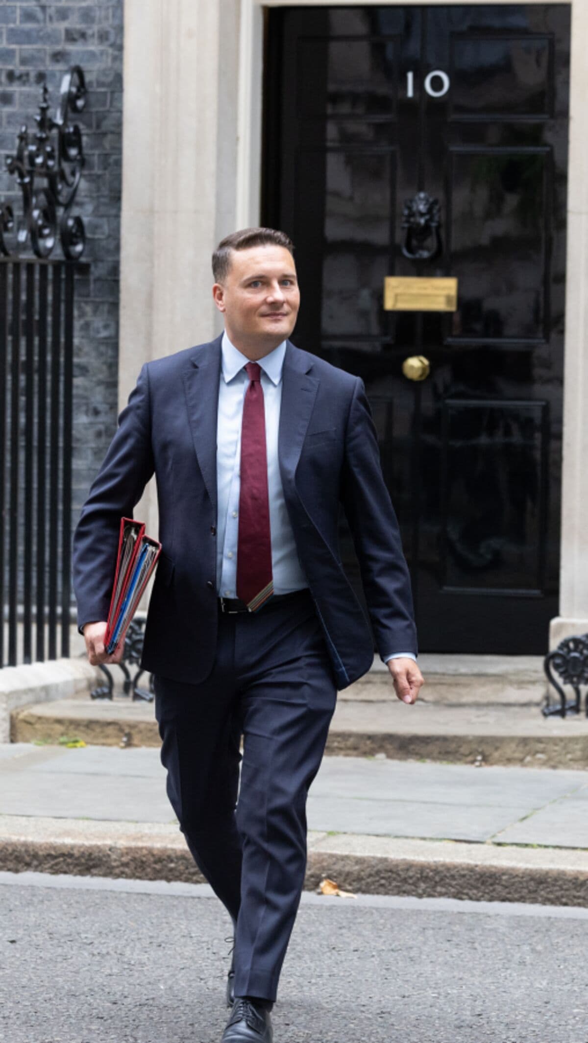 Wes Streeting: The Cabinet Minister Set to Challenge Keir Starmer