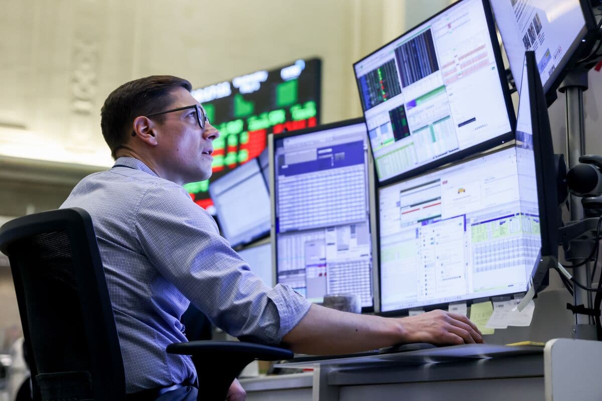 Bank Stocks Reach All-Time Highs Amid US-Iran Deal and IPO Optimism