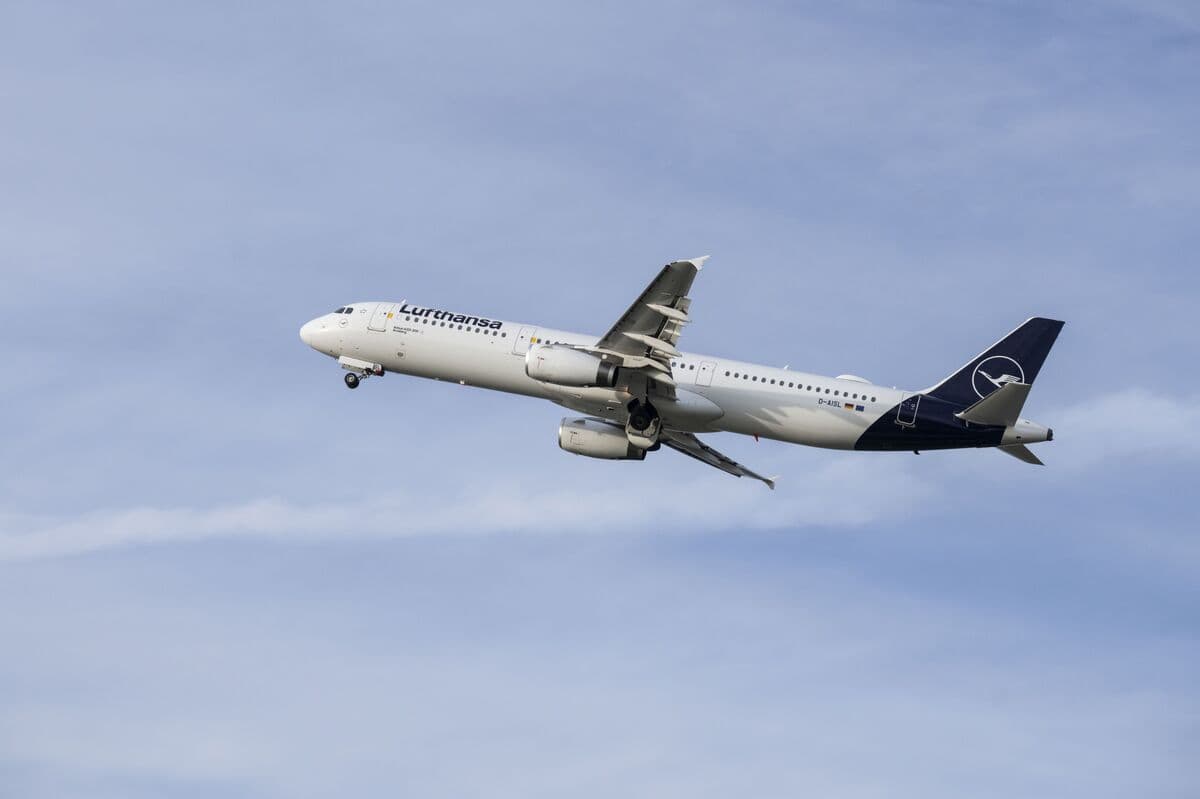 Lufthansa Confirms Stable Fuel Supply, Encourages Summer Travel Bookings