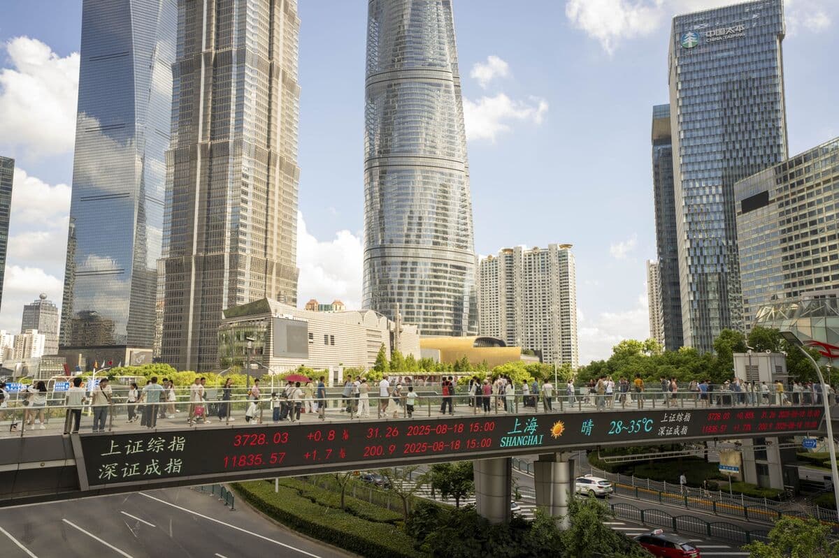 Chinese Investors Seek Alternatives Amid Crackdown on Cross-Border Trading