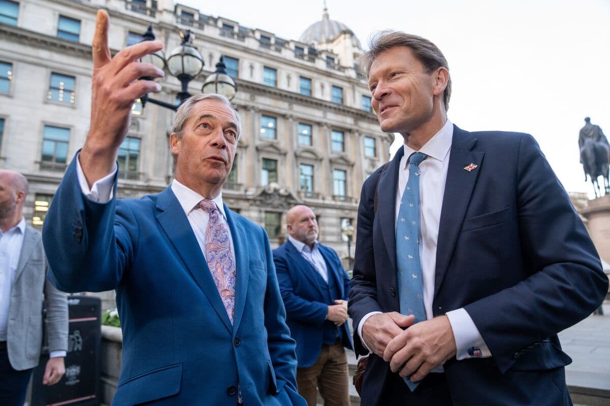 Reform UK Accuses Critics of Smear Campaign Amid Finance Investigation