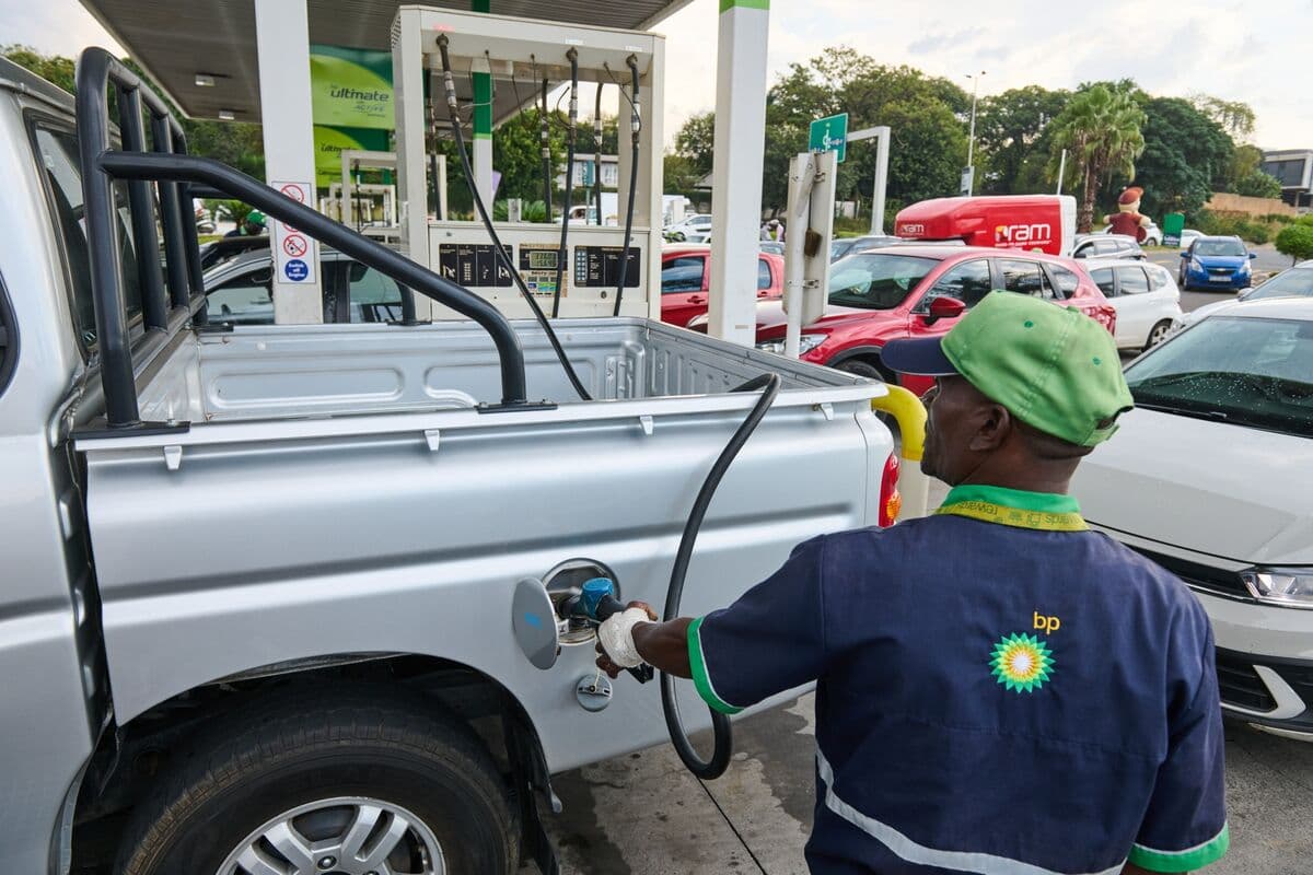 South Africa to Increase Strategic Oil Reserves for First Time Since Apartheid