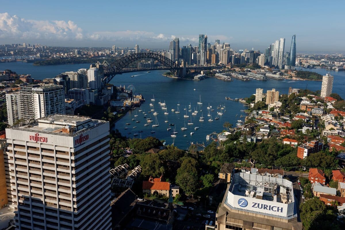Bond Funds Increase Purchases of Australian Debt Amid RBA Rate Peak Expectations