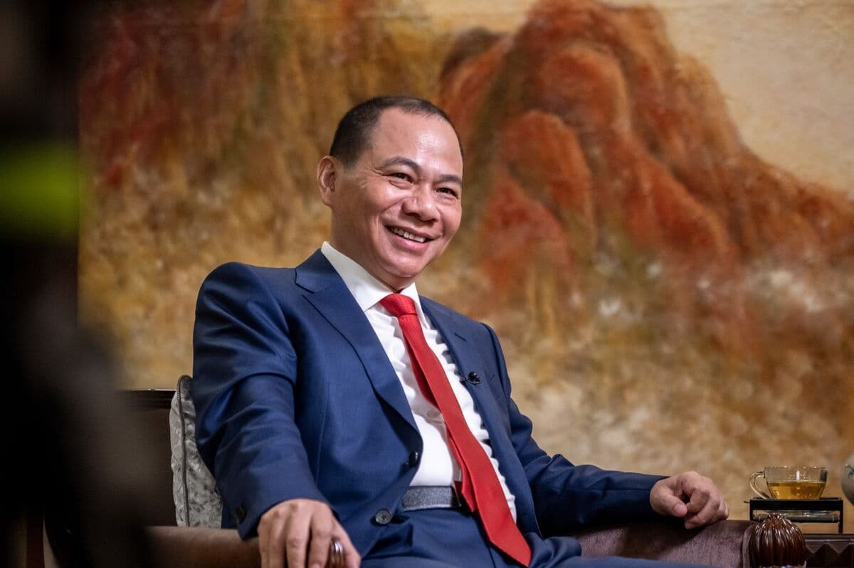 Vietnam's Wealthiest Investor Invests Billions in Electric Vehicles Amid Stock Surge