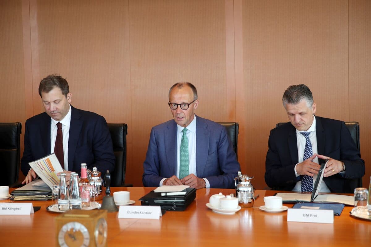 German Coalition Discusses Tax Relief Amid Reform Deadline Approaching