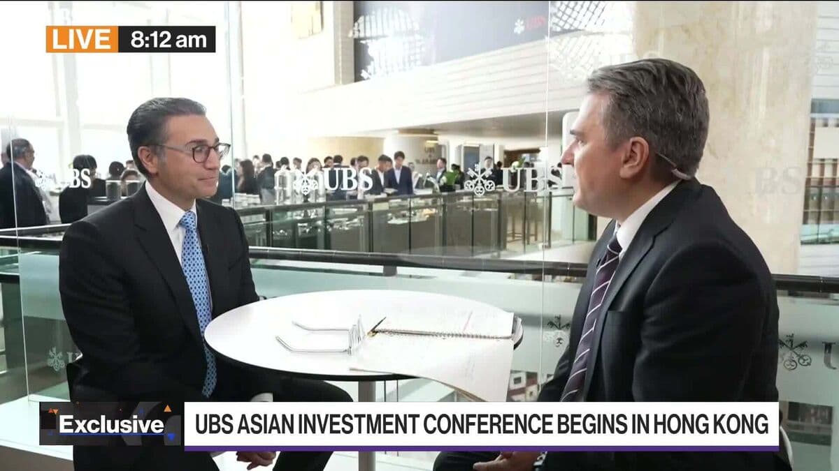 Iqbal Khan Discusses Geopolitics, AI, and Economic Growth at UBS Conference