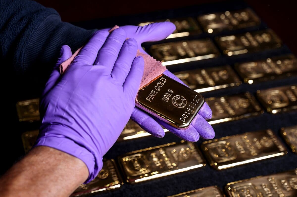 Gold Prices Rise as US-Iran Deal Eases Inflation Worries