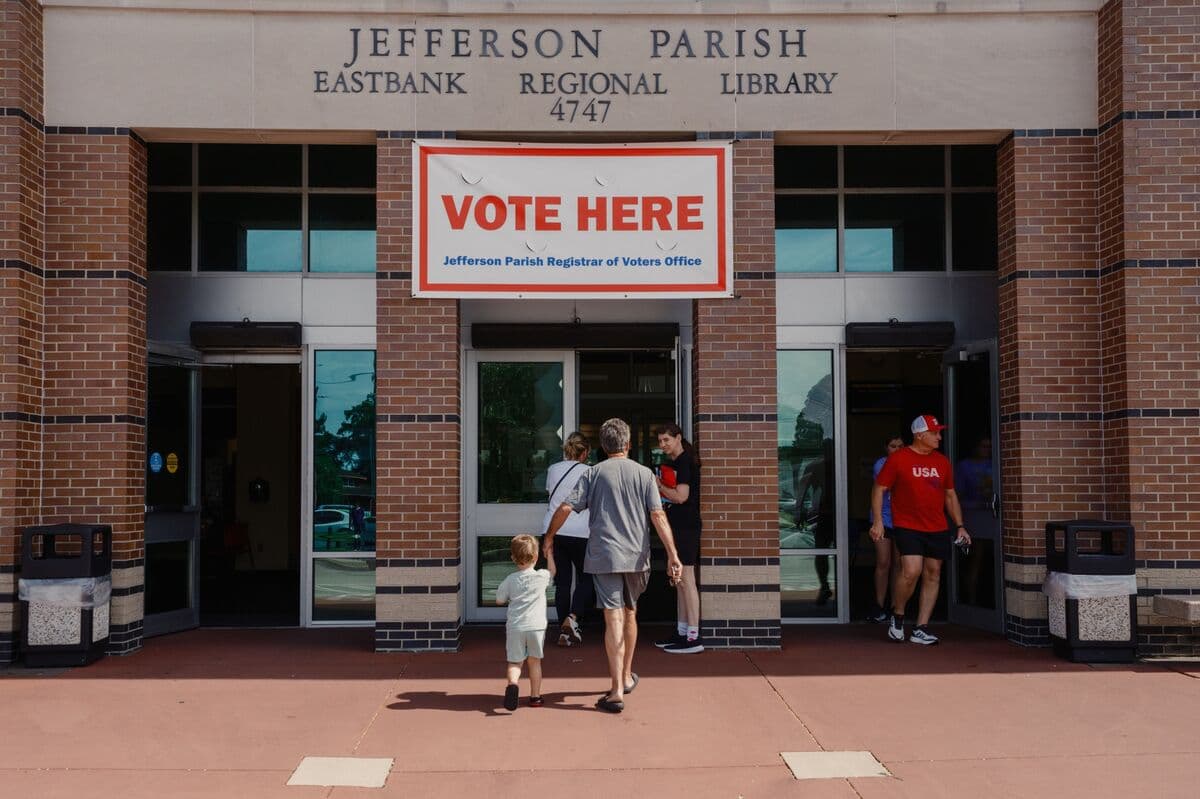 Republicans Raise Nearly $1 Billion for Midterms, Outpacing Democrats