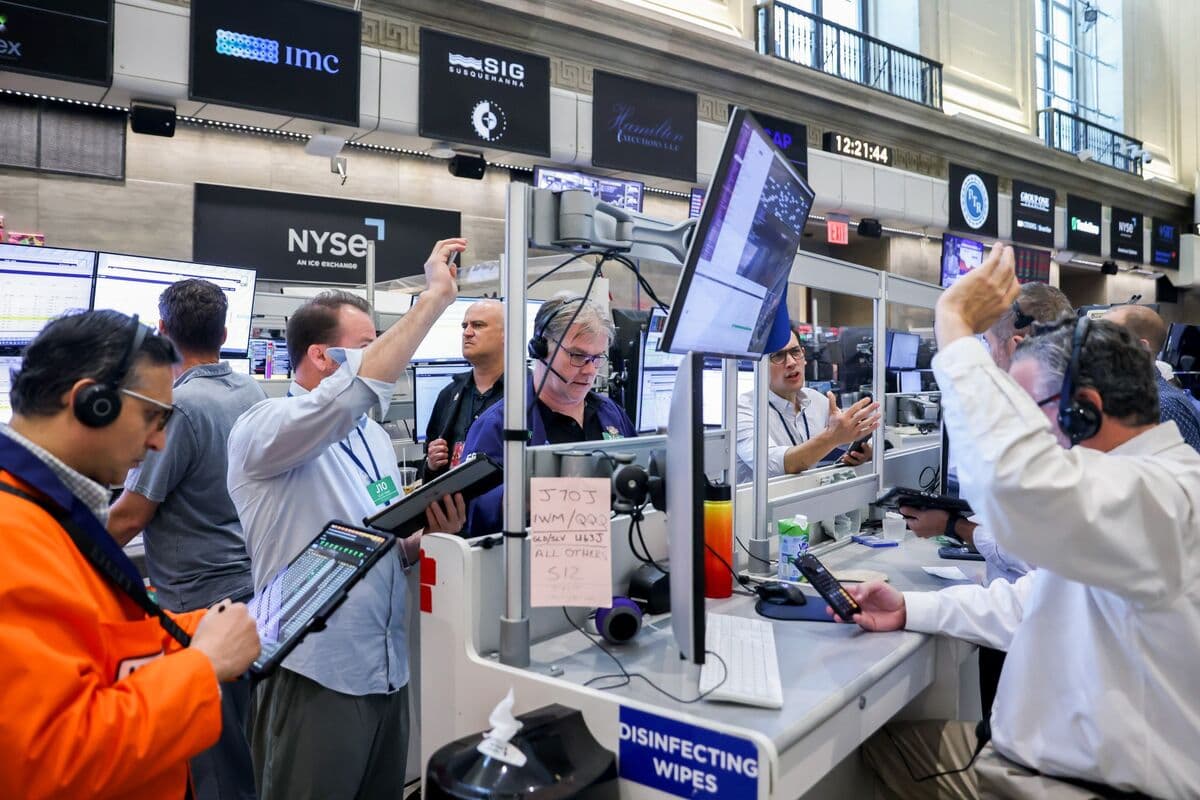 Stocks Decline Amid Concerns Over Altitude Sickness from IPO Activity